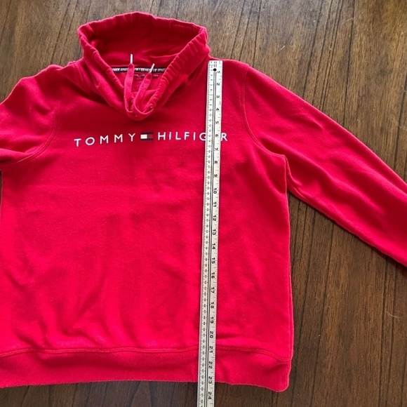 Tommy Hilfiger super soft red funnel neck pullover sweatshirt size L - Picture 12 of 13